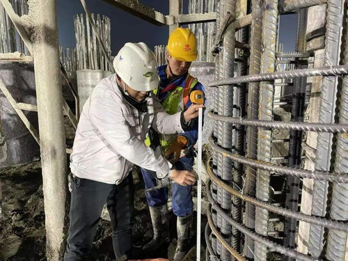 元旦不停工，施工现场热火朝天