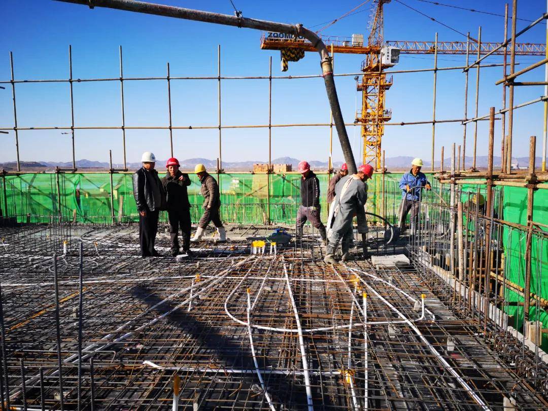 冰雪铸匠心——万嘉建设集团冬季施工攻坚纪实