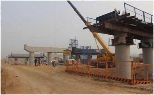 河南省普通公路水路建设项目拼抢开门红 全力推进工程施工