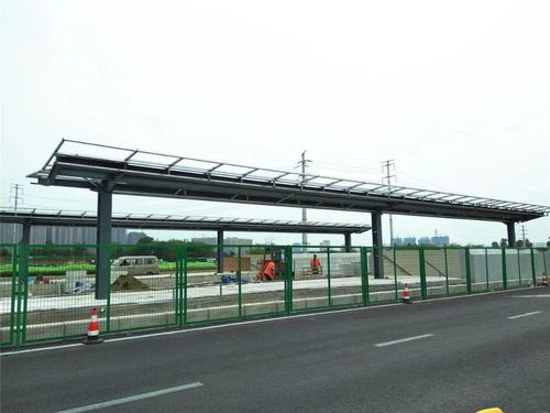 成都蜀都大道东轴线新建BRT快速公交站点施工实景（上篇） 工程建设进展与现场观察